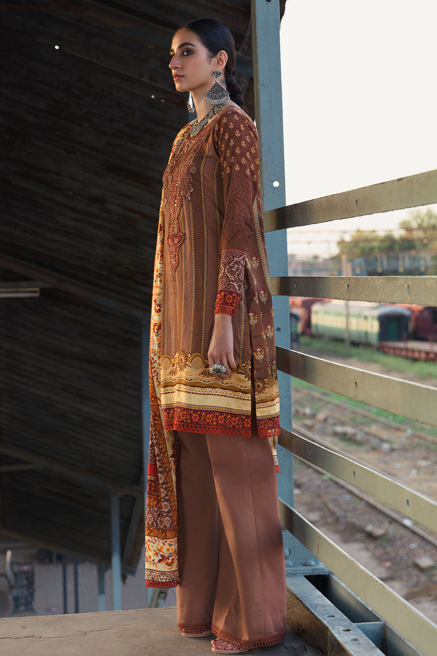 MOTIFZ VICTORIAN DIGITAL PRINTED LINEN UNSTITCHED