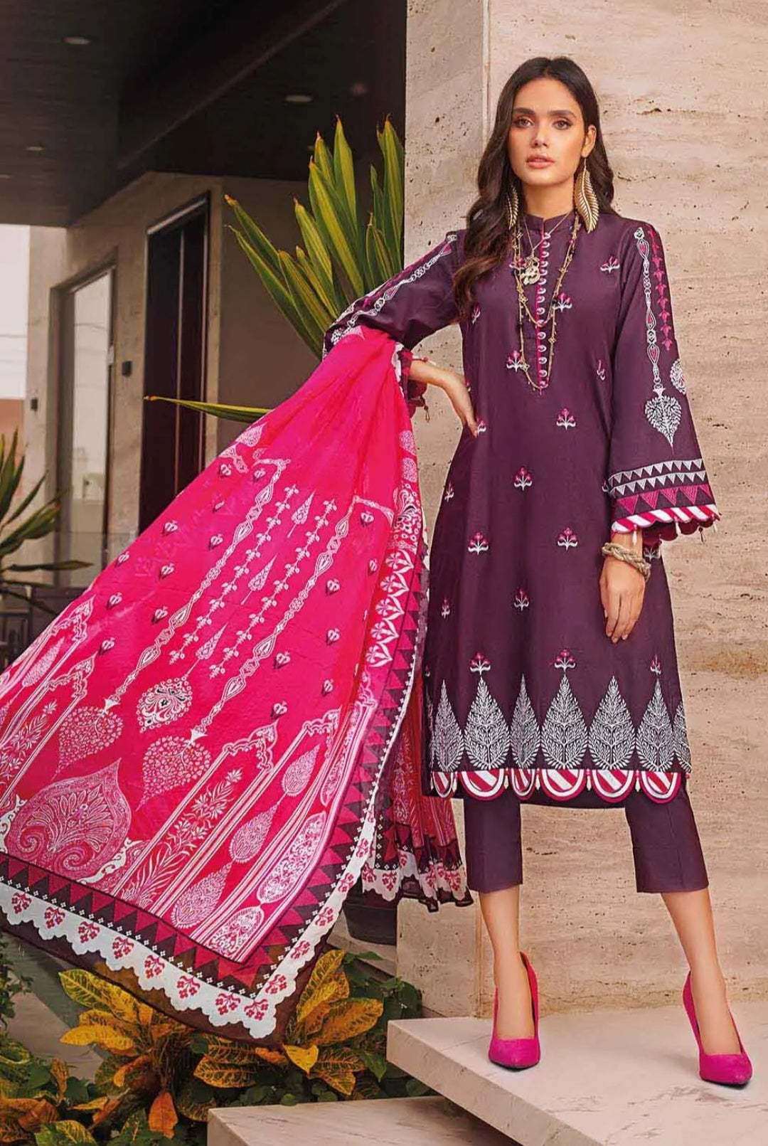 Gul Ahmed 3PC Tissue Silk Dupatta With Unstitched Lawn Suit