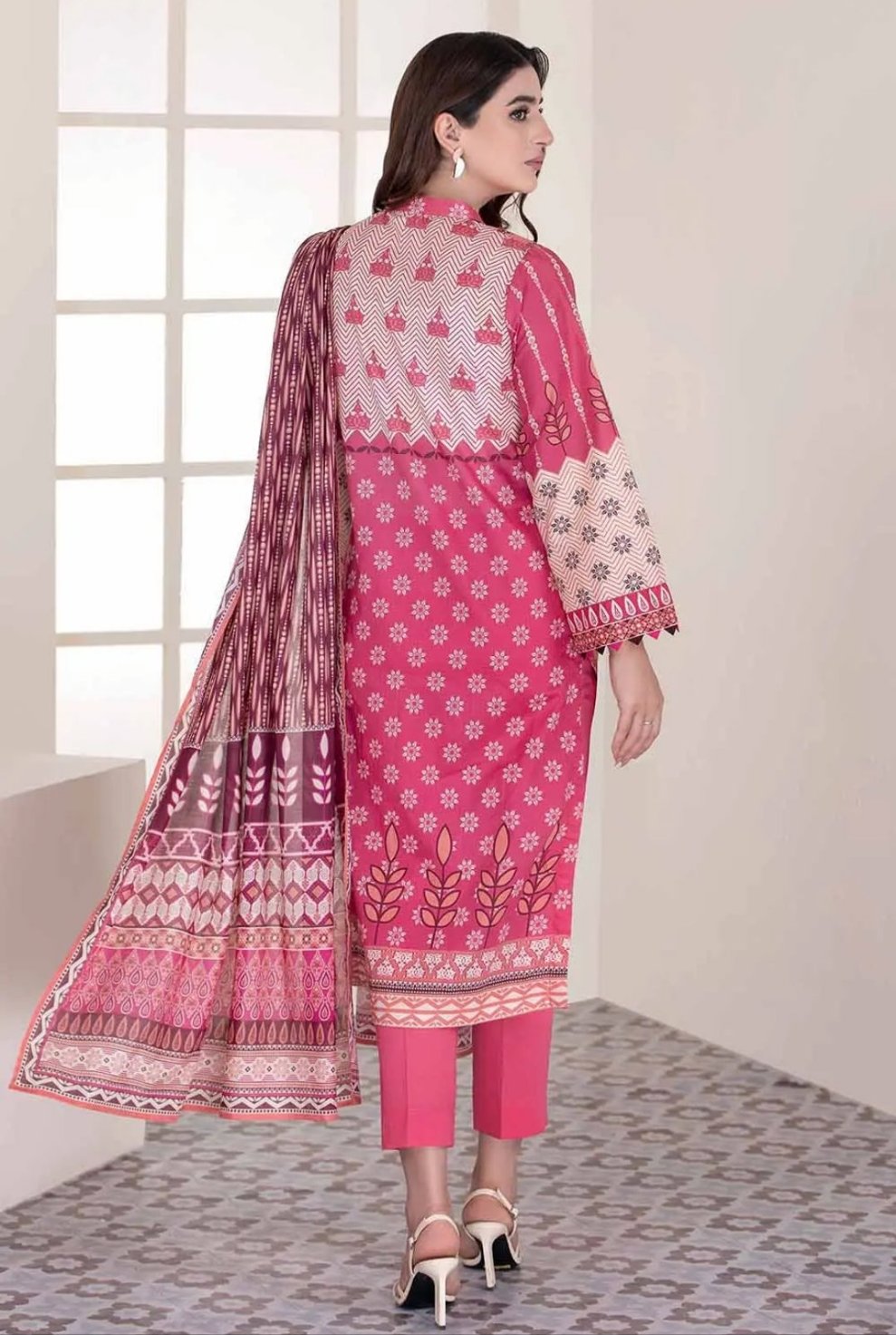 Gul Ahmed 3PC Unstitched Printed Lawn Suit