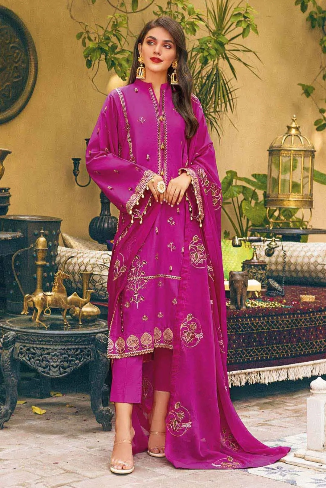 Gul Ahmed 3PC Sequins Embroidered Lawn Unstitched Suit With Embroidered Chiffon Dupatta