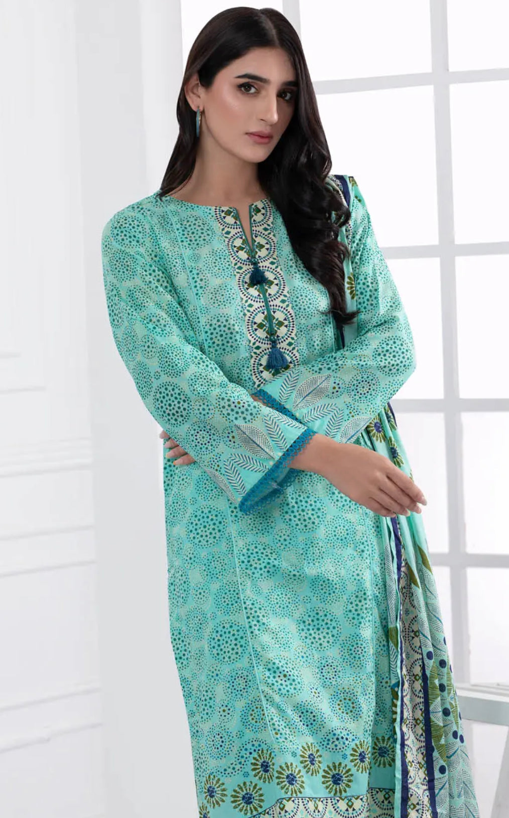 Gul Ahmed 3PC Unstitched Printed Lawn Suit CLP-22066 B