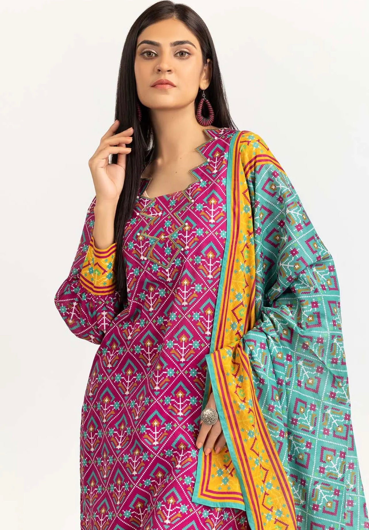 Gul Ahmed 3PC Unstitched Printed Lawn Suit CLP-22071