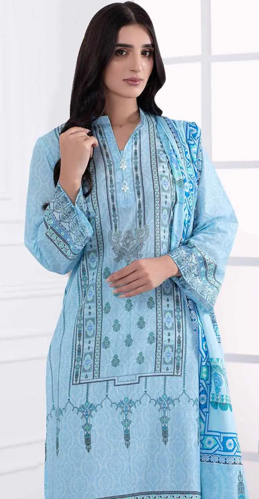 Gul Ahmed Unstitched Digital Printed Lawn Suit CLP-22098