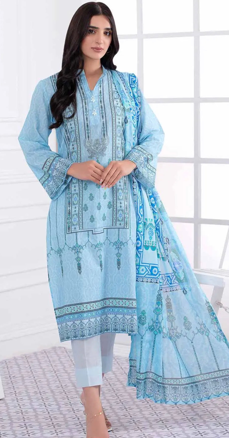 Gul Ahmed Unstitched Digital Printed Lawn Suit CLP-22098