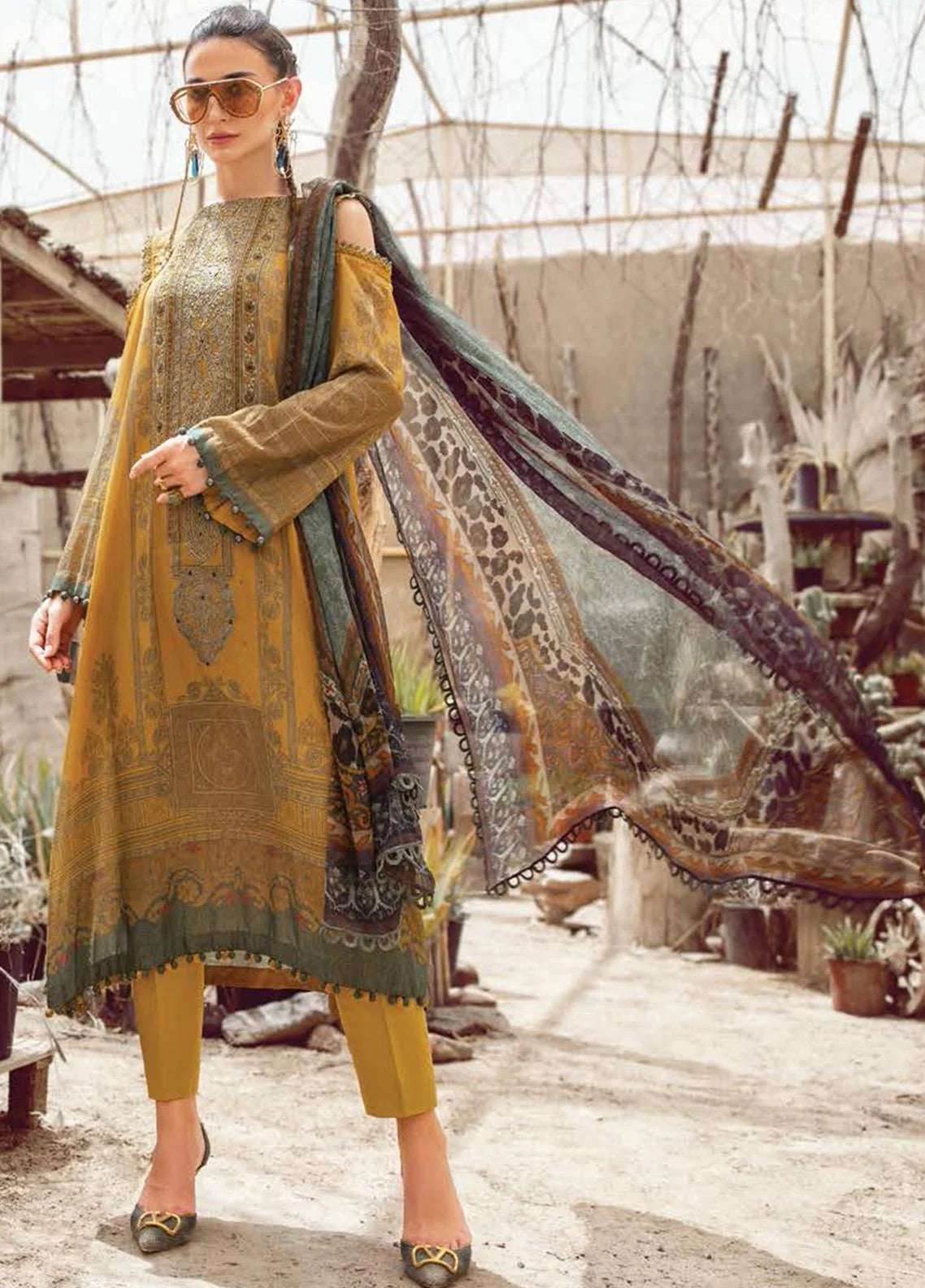 Desert Rose by Maria B Printed Karandi Suits Unstitched 3 Piece MB22DR MPT-1505-B - Winter Collection