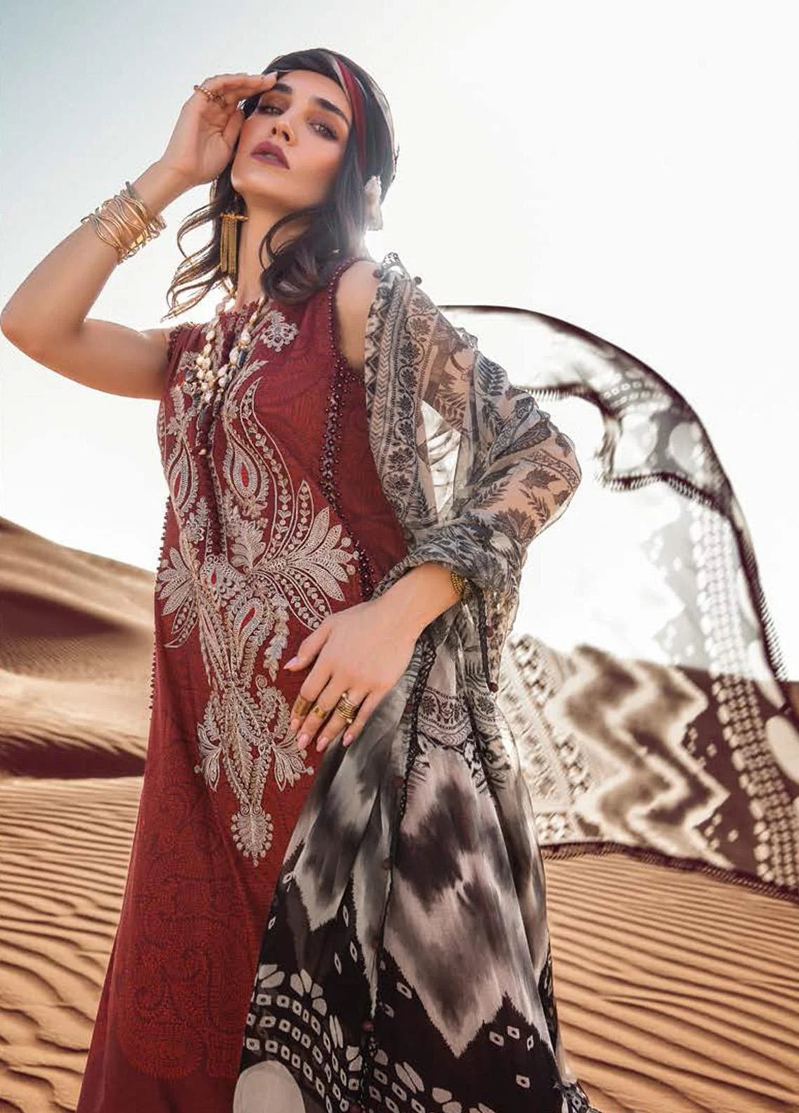 Desert Rose by Maria B Printed Cambric Suits Unstitched 3 Piece MB22DR MPT-1509-A - Winter Collection